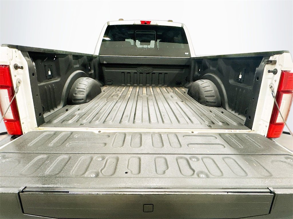 Used 2020 Ford F350 Platinum w/ FX4 Off-Road Package image 33