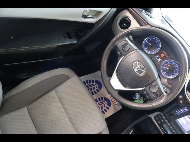 Used 2017 Toyota Corolla LE w/ Carpet Mat Package (TMS) image 20