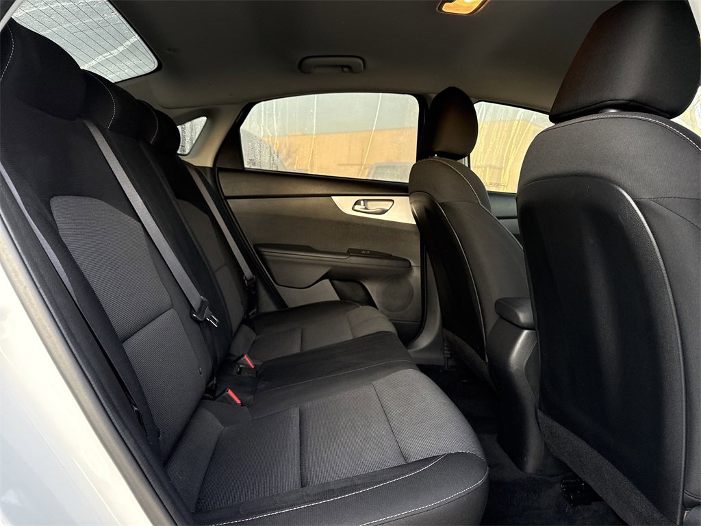 Used 2022 Kia Forte LXS w/ LXS Technology Package image 20