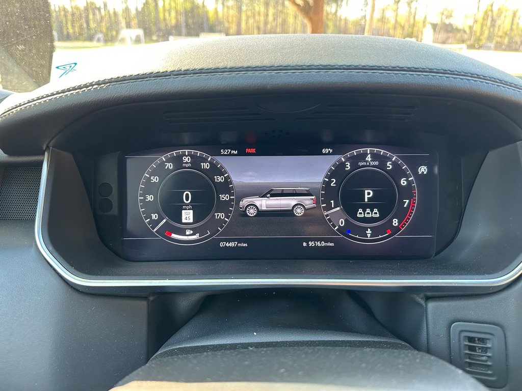 Used 2020 Land Rover Range Rover HSE image 26