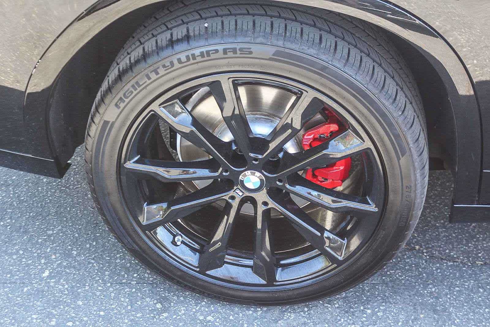 Used 2024 BMW X4 M40i w/ Premium Package AWD/4WD image 8
