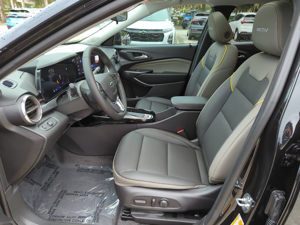 New 2026 Chevrolet Trax ACTIV w/ Sunroof Package FWD image 18