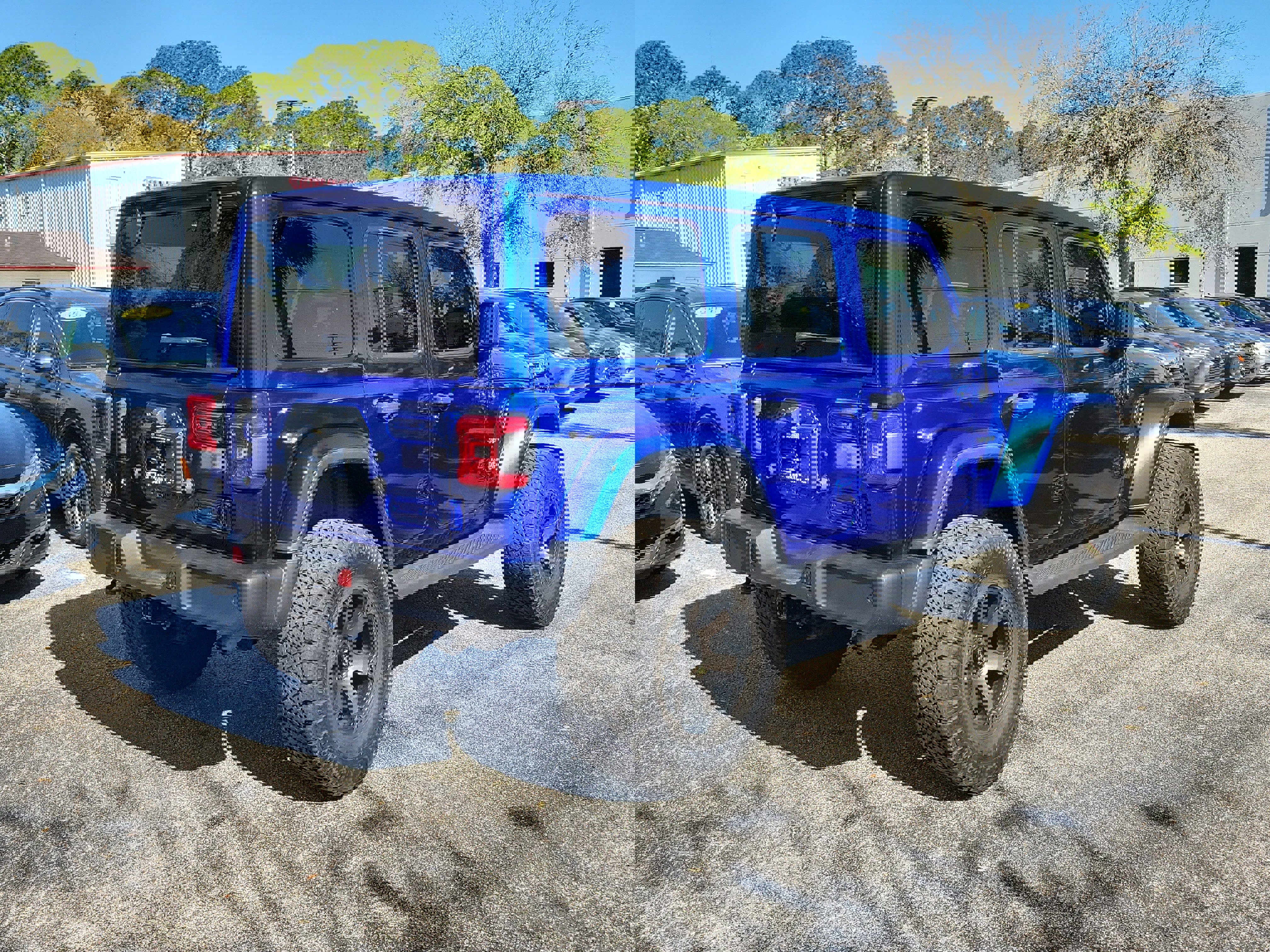 Used 2020 Jeep Wrangler Unlimited Sahara AWD/4WD image 6