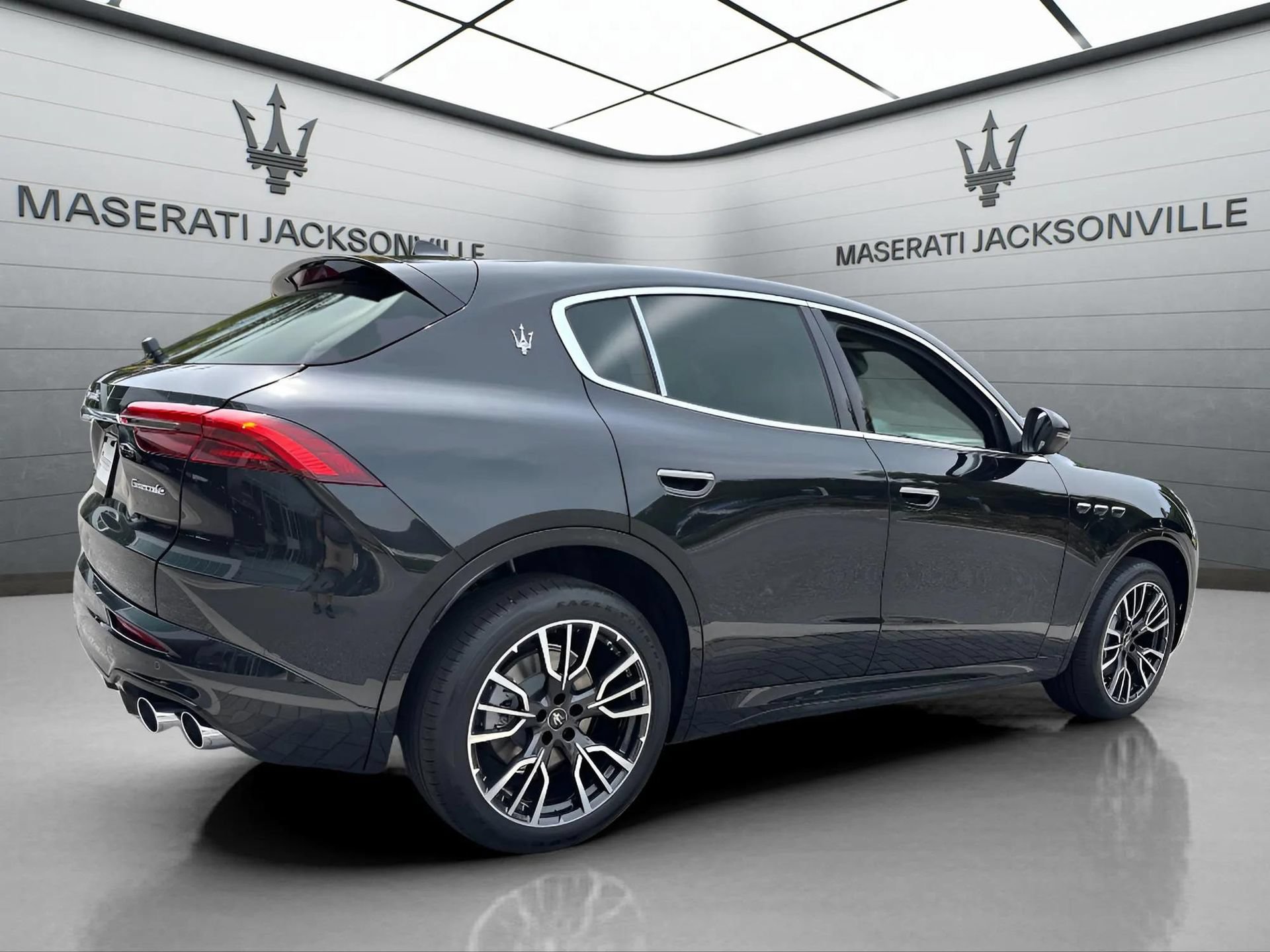 New 2025 Maserati Grecale Modena AWD/4WD image 9