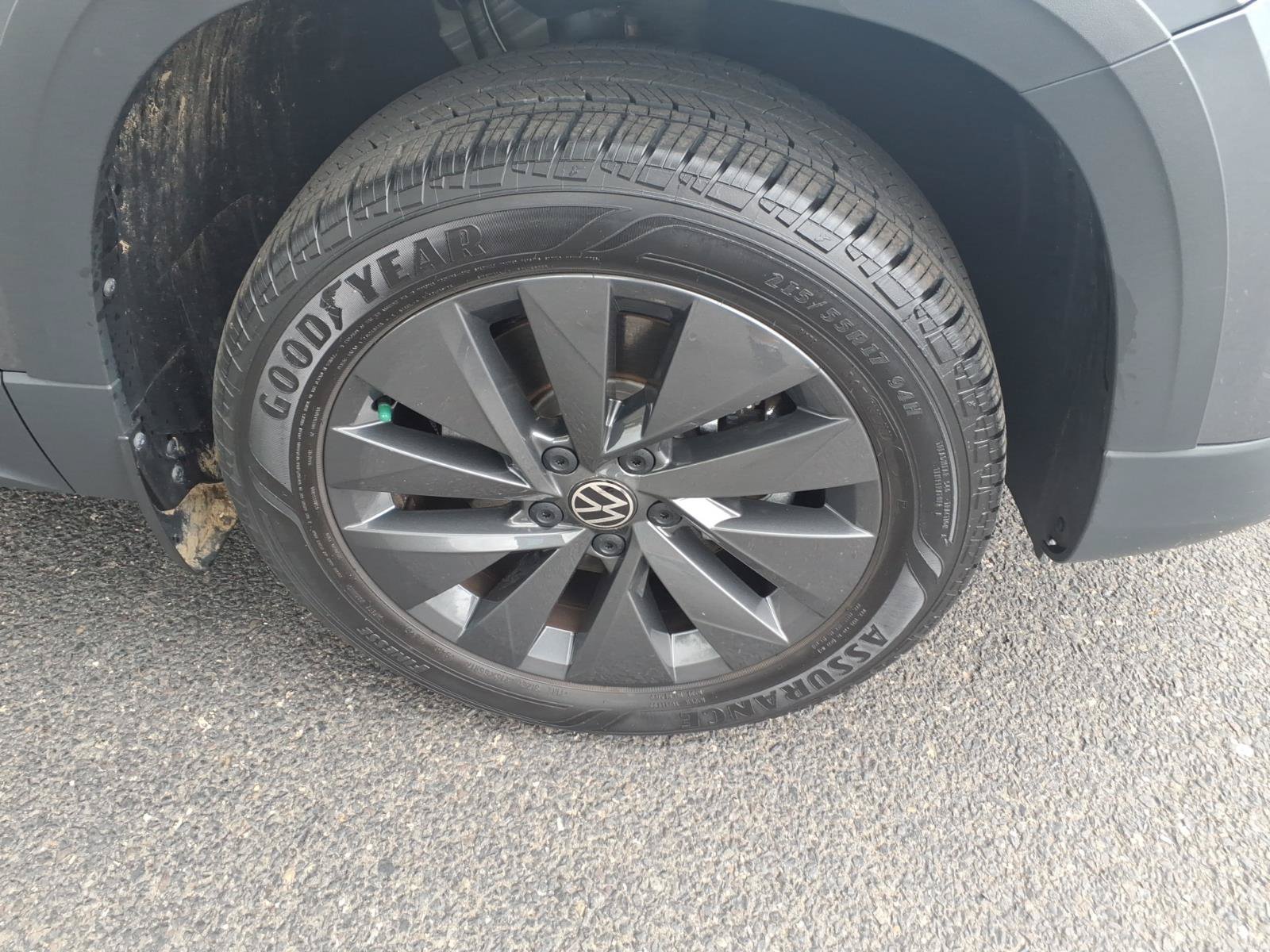 Certified 2023 Volkswagen Taos S FWD image 7