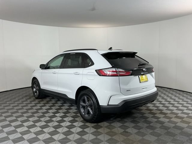 Used 2024 Ford Edge SEL w/ Sport Appearance Package AWD/4WD image 7