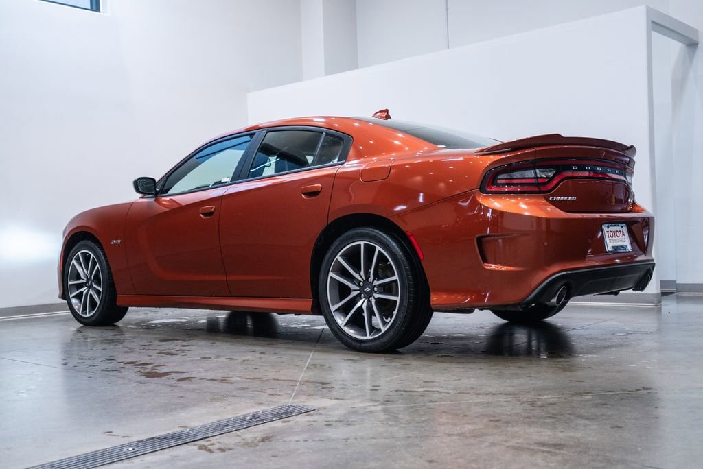 Used 2023 Dodge Charger R/T w/ Plus Group RWD image 7