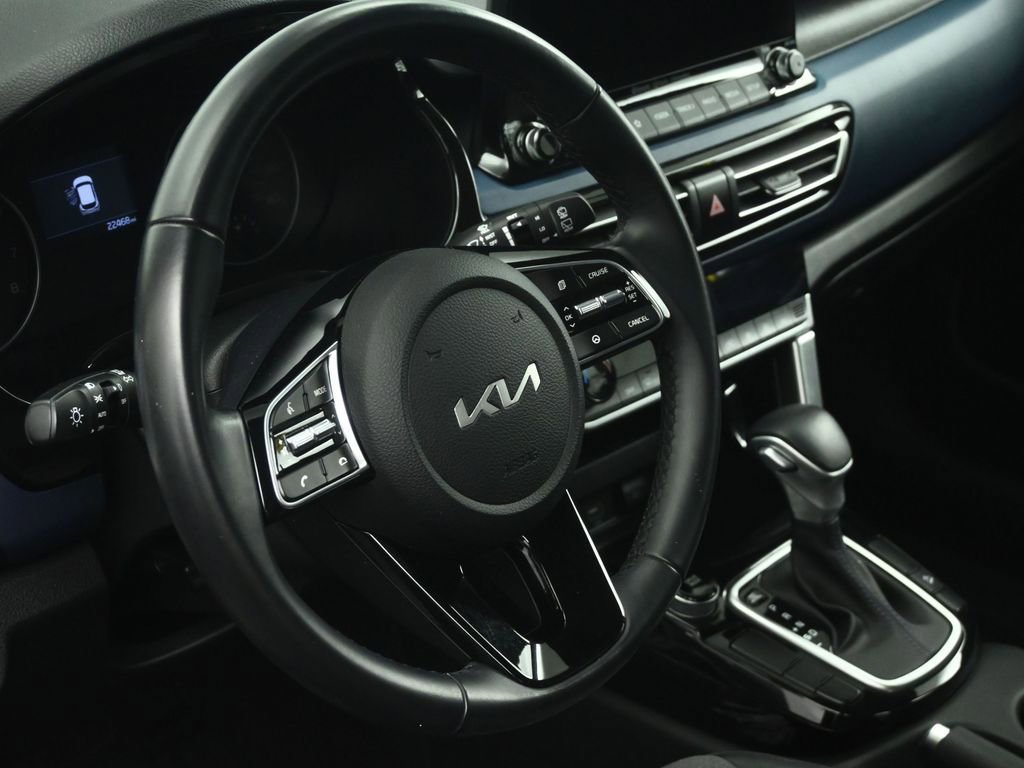 Certified 2022 Kia Seltos S image 51