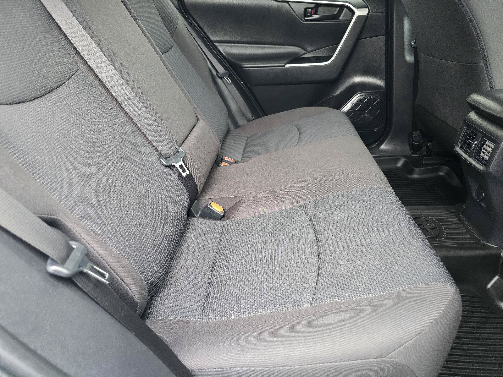 Used 2024 Toyota RAV4 LE AWD/4WD image 13