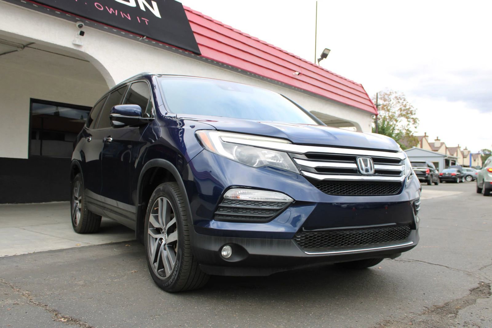 Used 2016 Honda Pilot Touring image 8