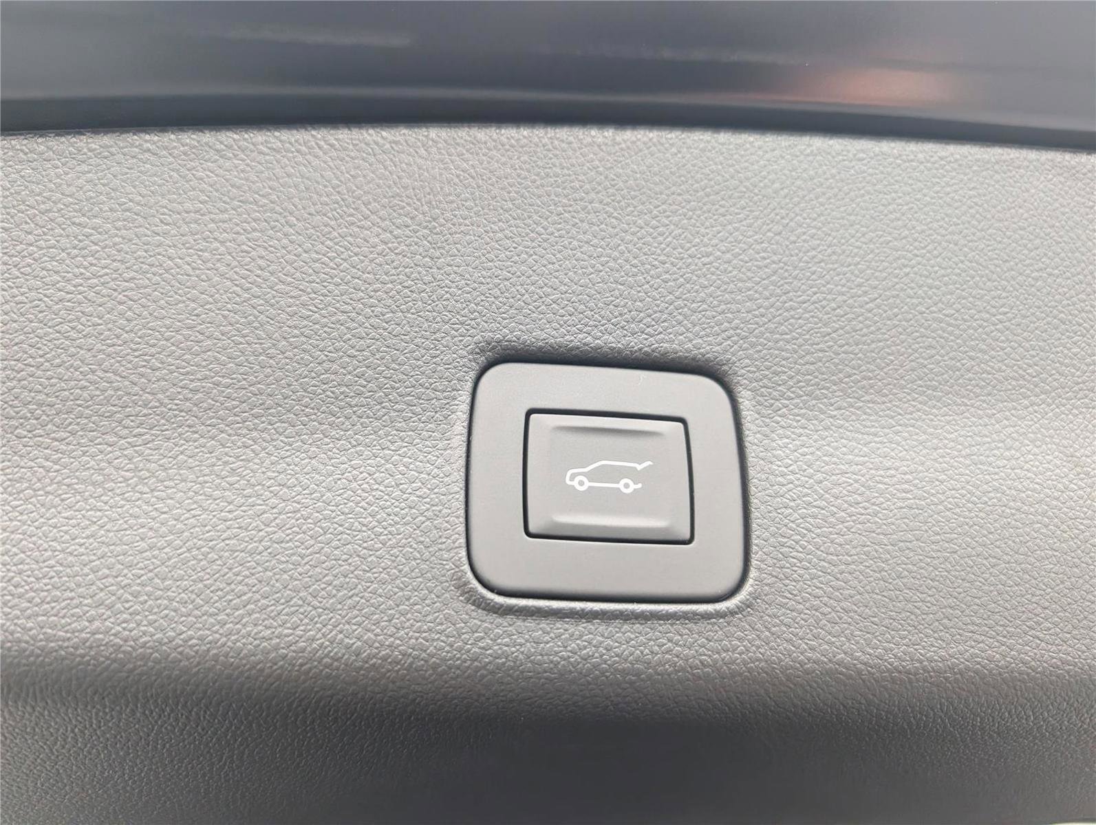 New 2026 Chevrolet TrailBlazer RS w/ Convenience Package image 11