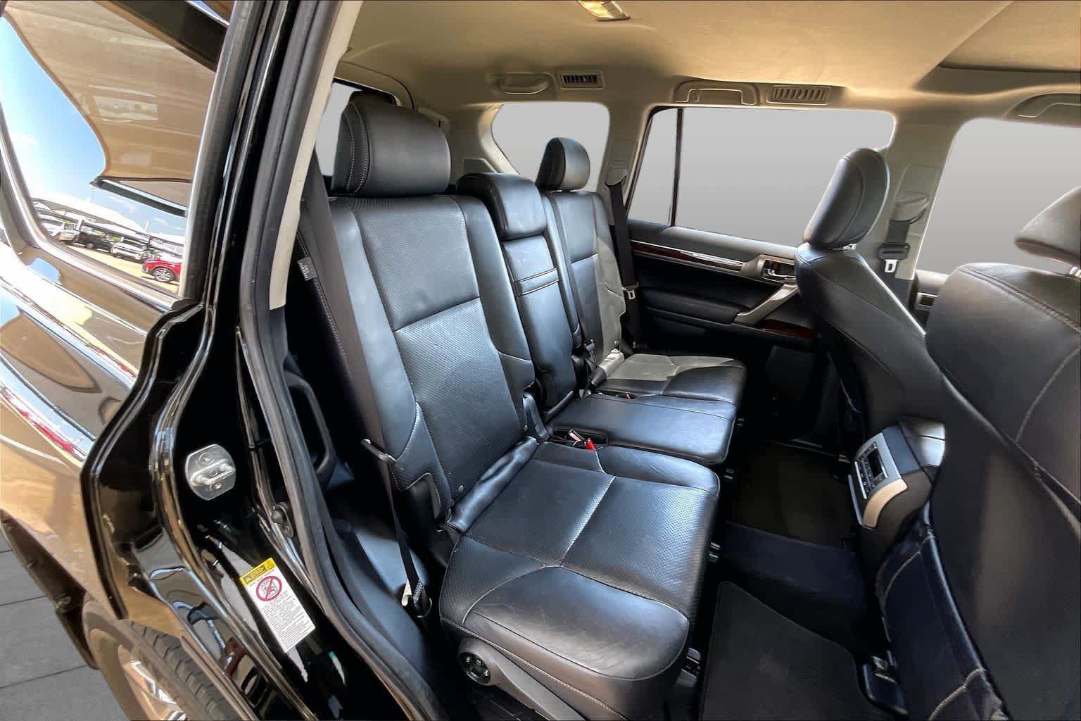 Used 2012 Lexus GX 460 Premium AWD/4WD image 19