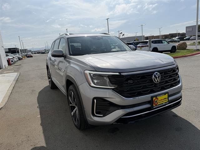 New 2026 Volkswagen Atlas SEL Premium R-Line image 8