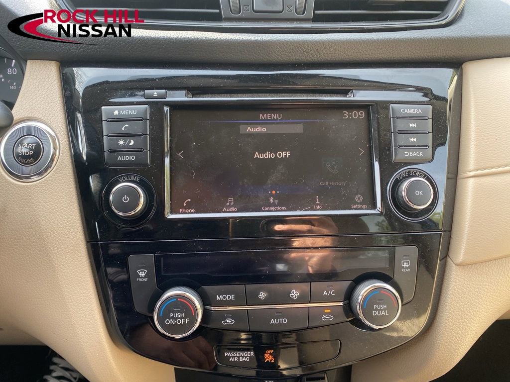 Used 2020 Nissan Rogue SV image 23