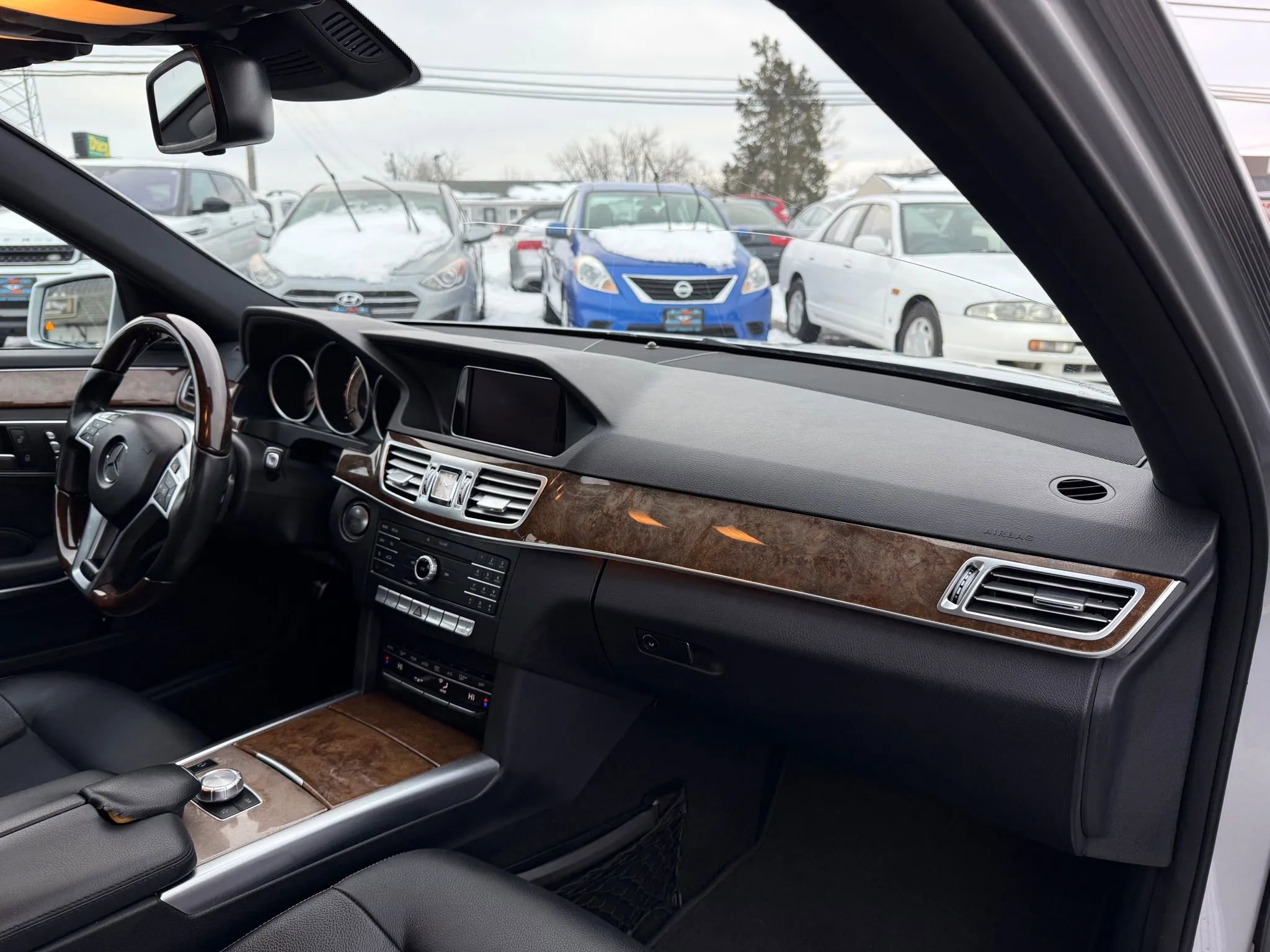 Used 2016 Mercedes-Benz E 350 Sedan image 15