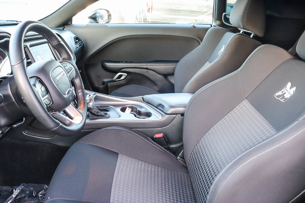 Used 2018 Dodge Challenger R/T Scat Pack RWD image 19