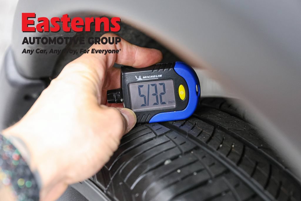 Used 2023 Nissan Rogue SV AWD/4WD image 29