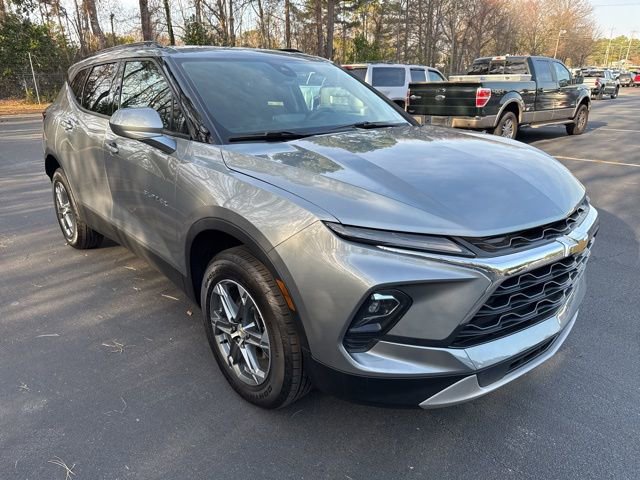 Used 2024 Chevrolet Blazer LT w/ Convenience Package FWD image 6