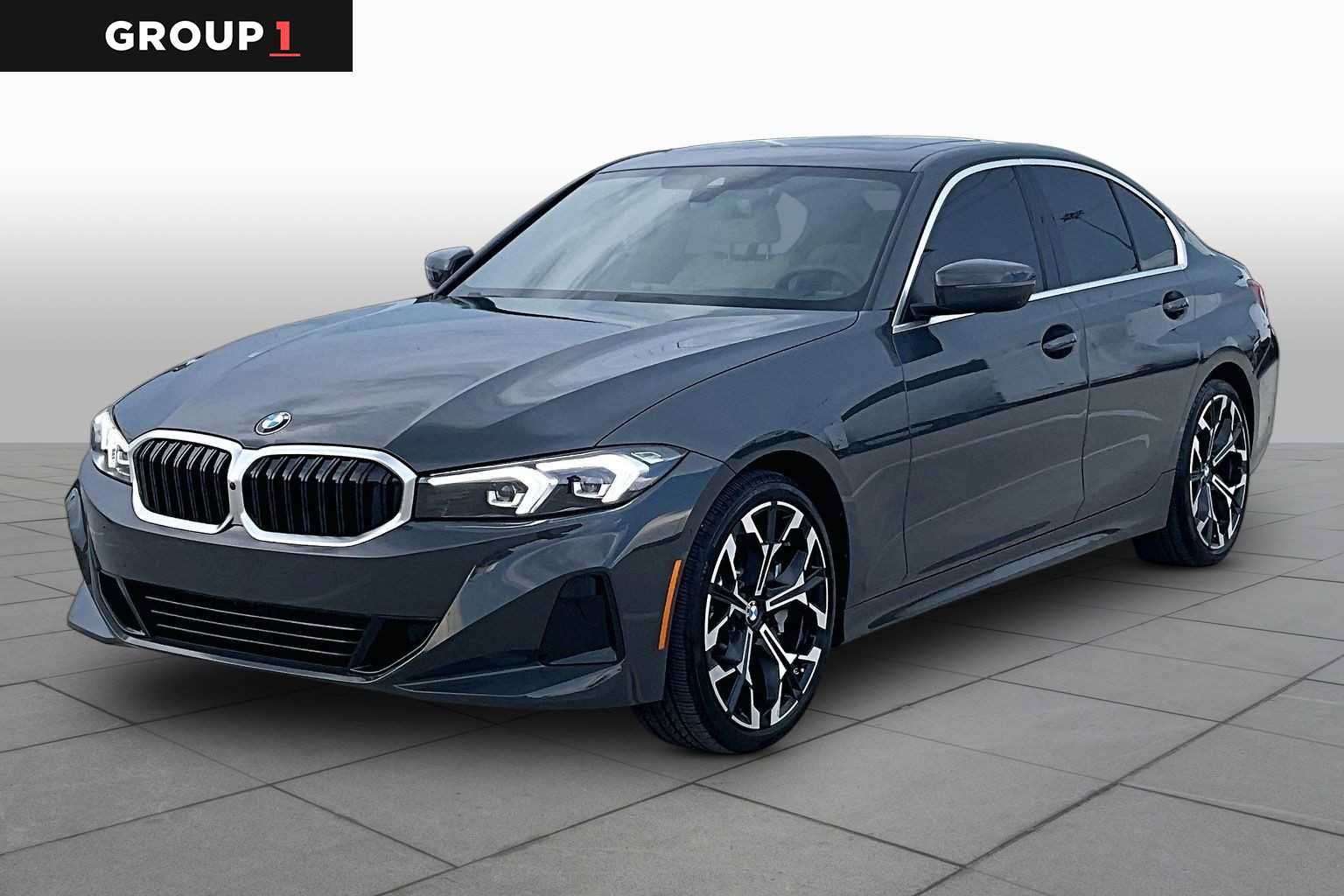 Used 2025 BMW 330i Sedan w/ Premium Package RWD image 1