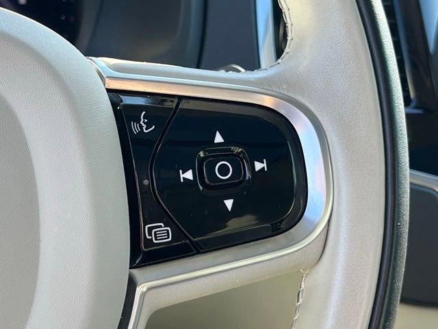 Used 2023 Volvo XC90 B6 Plus w/ Protection Package Premier image 14