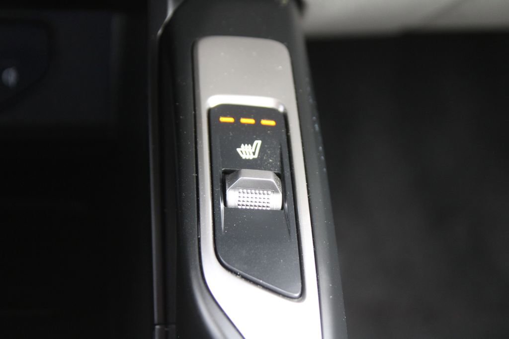 Certified 2025 Kia Sorento S w/ Panoramic Sunroof Package FWD image 41