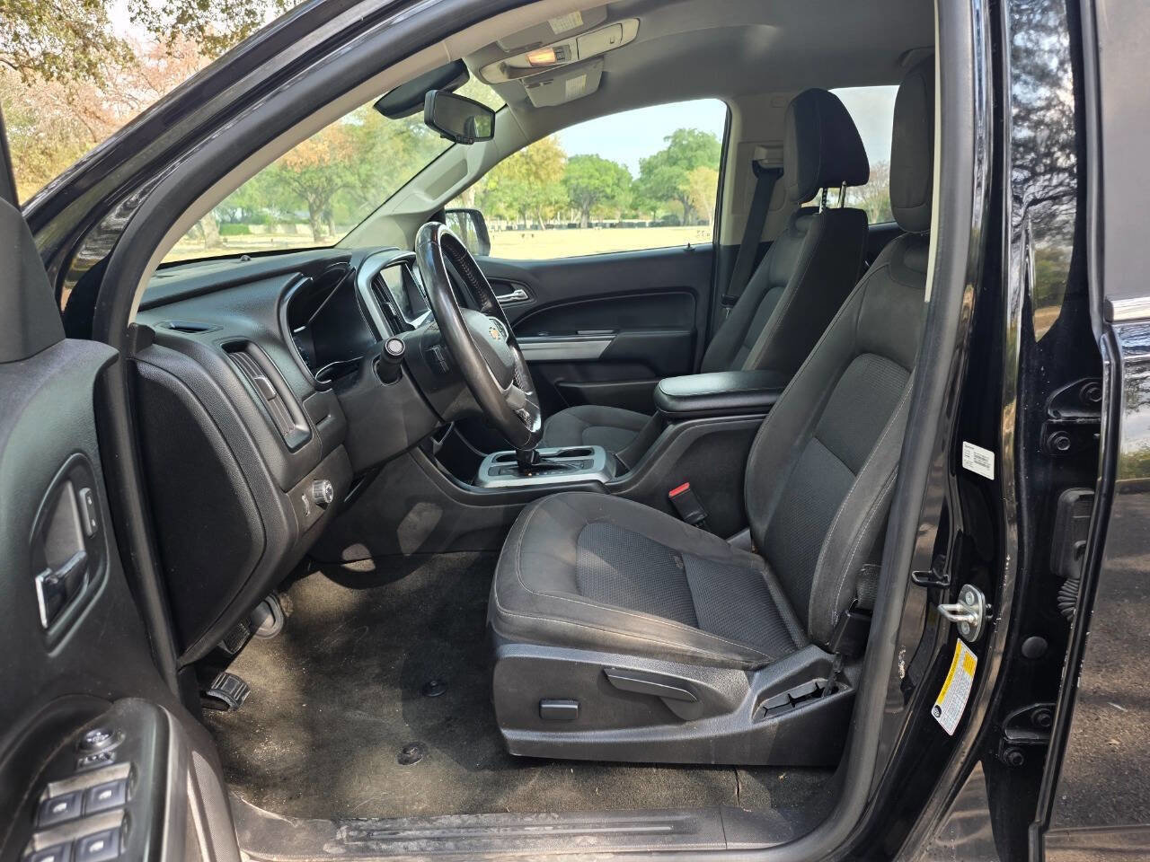 Used 2018 Chevrolet Colorado LT image 13