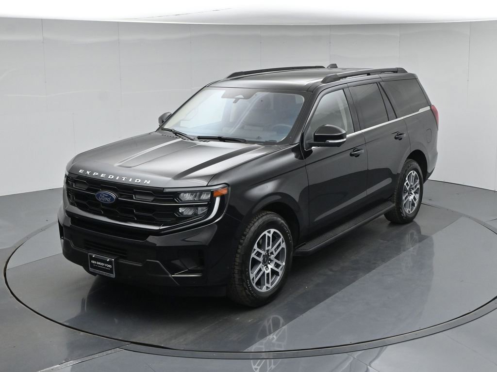 Used 2025 Ford Expedition Active AWD/4WD image 42