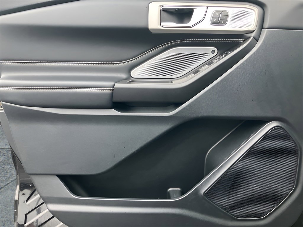 Used 2020 Ford Explorer ST w/ Premium Technology Package image 45