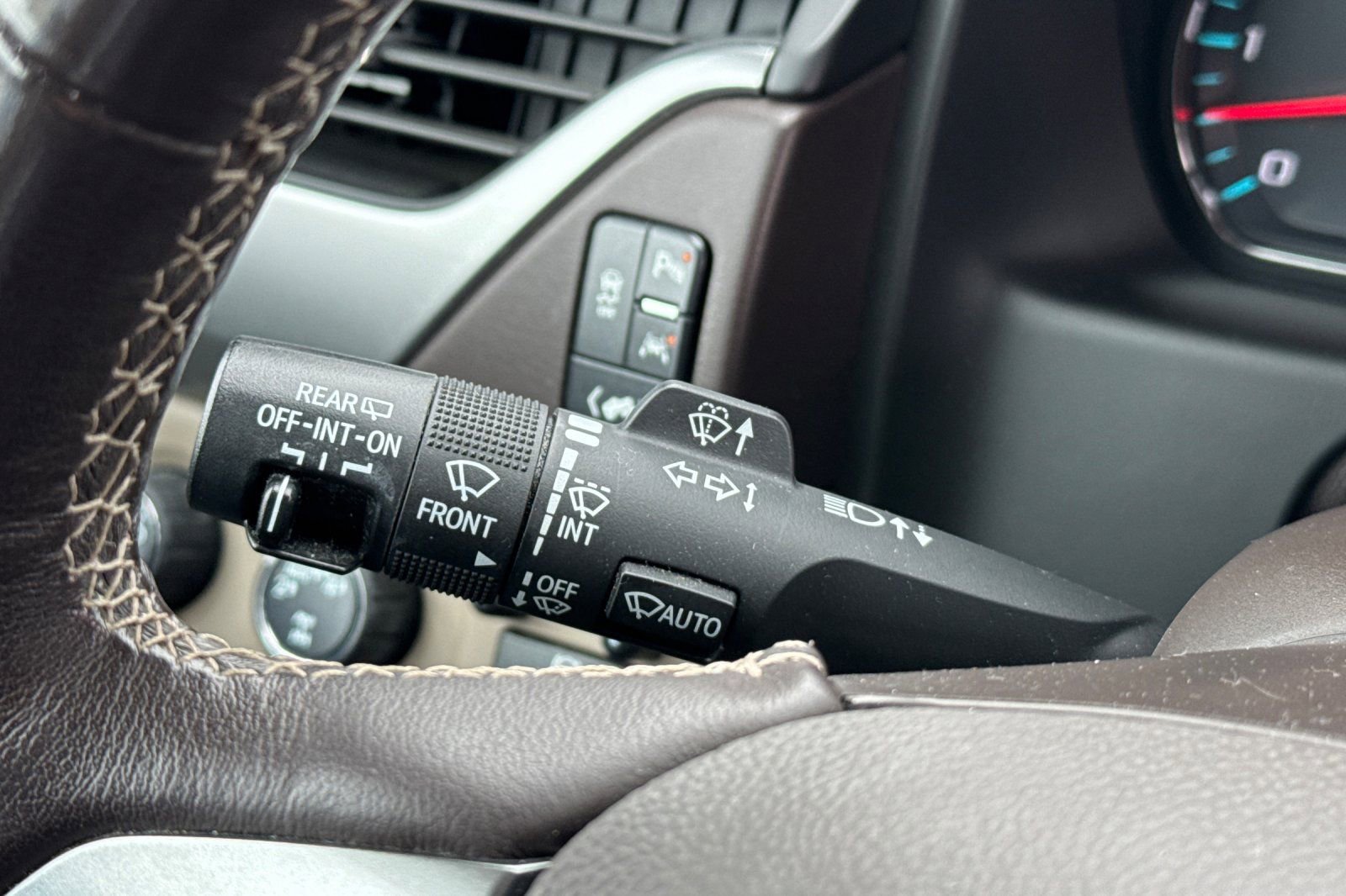 Used 2020 Chevrolet Suburban Premier w/ Max Trailering Package image 35