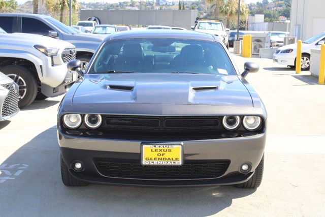 Used 2023 Dodge Challenger SXT w/ Plus Package image 2