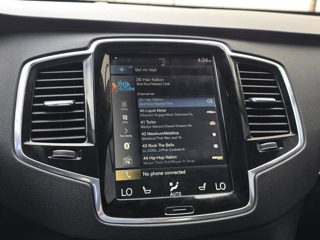 Used 2018 Volvo XC90 T6 Momentum w/ Convenience Package AWD/4WD image 25