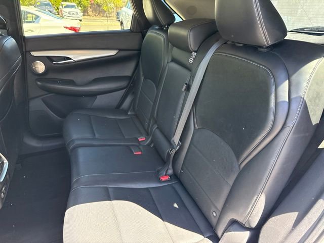 Used 2019 INFINITI QX50 Essential w/ Premium Heat Package AWD/4WD image 11