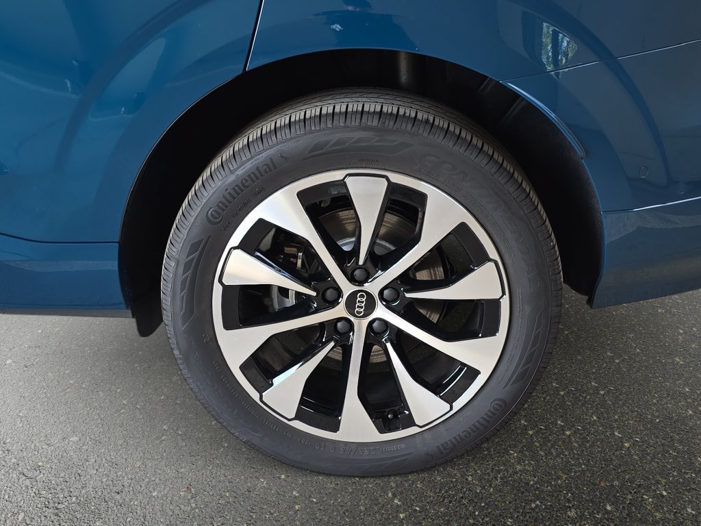 New 2026 Audi Q3 quattro 2.0T AWD/4WD image 32