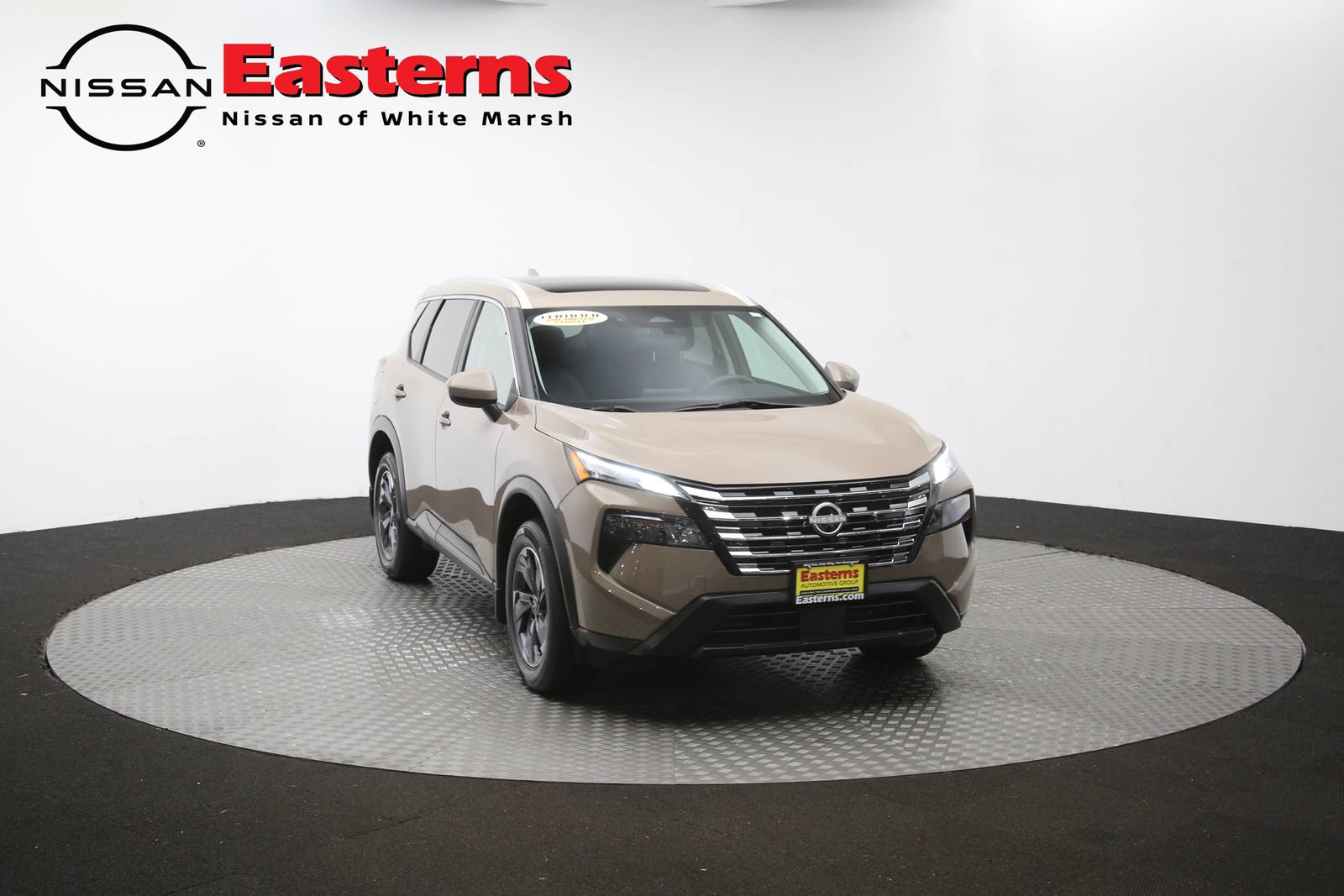 Used 2024 Nissan Rogue SV w/ SV Premium Package FWD image 50