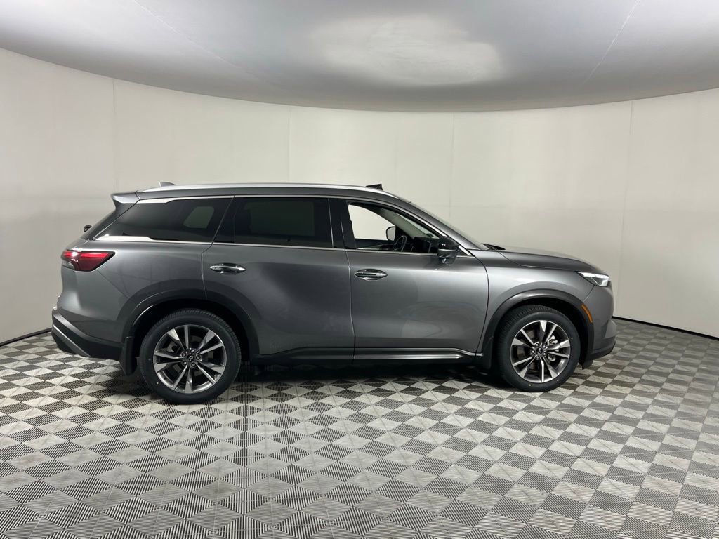 Used 2023 INFINITI QX60 Luxe w/ Cargo Package image 3