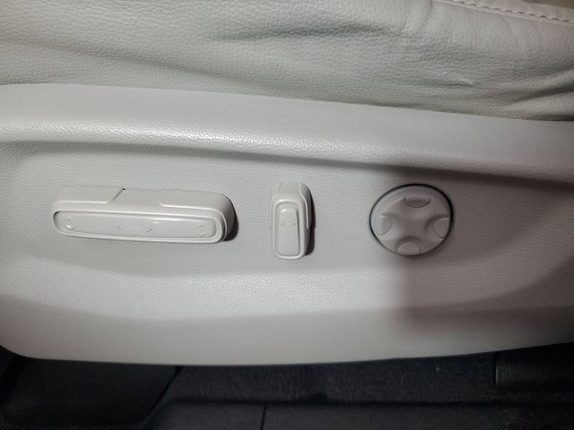 Used 2018 Honda Odyssey EX-L image 19