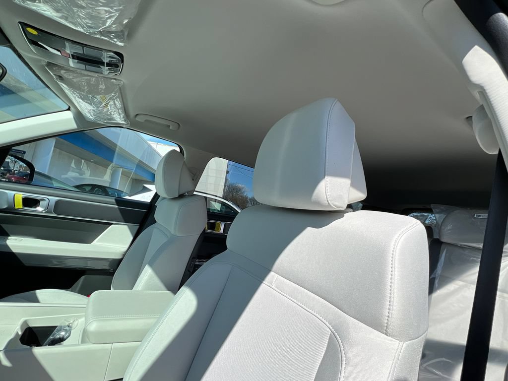 New 2026 Hyundai Santa Fe SE AWD/4WD image 17