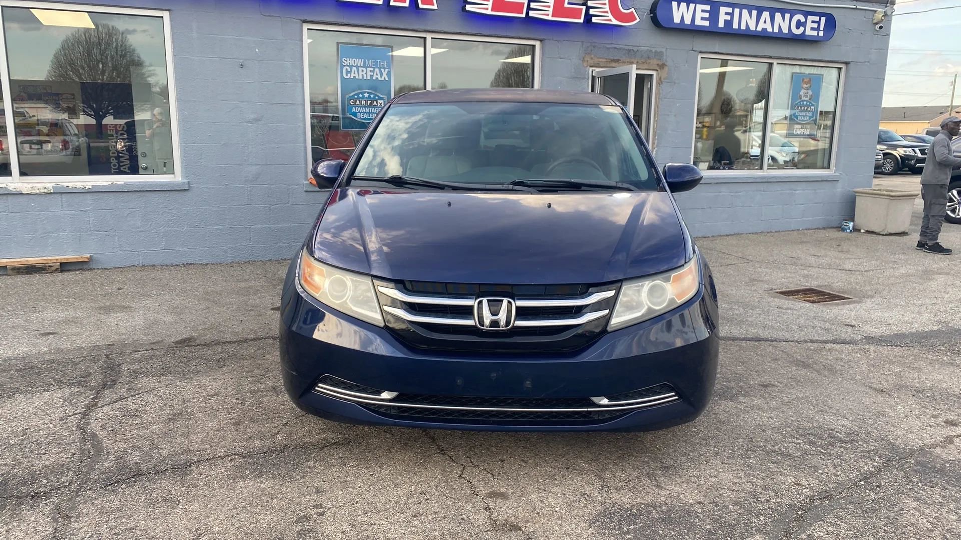 Used 2015 Honda Odyssey EX image 2