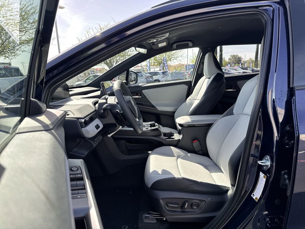 New 2026 Subaru Solterra Premium image 13