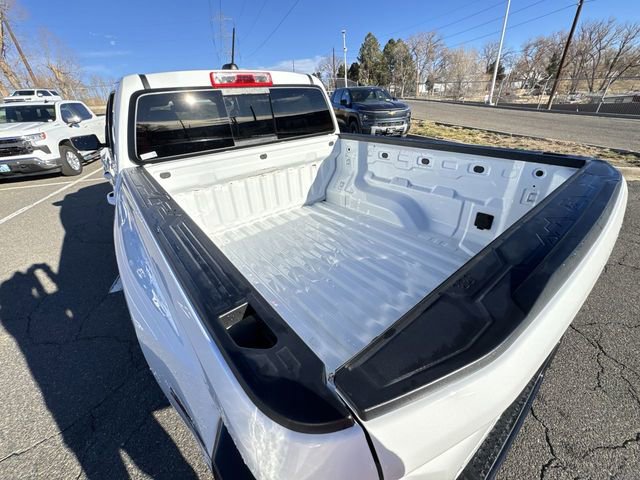 Used 2025 Chevrolet Colorado Z71 w/ Technology Package image 23