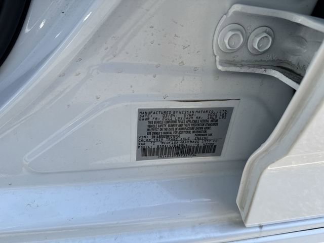 Used 2024 Nissan Sentra SR w/ SR Premium Package FWD image 35