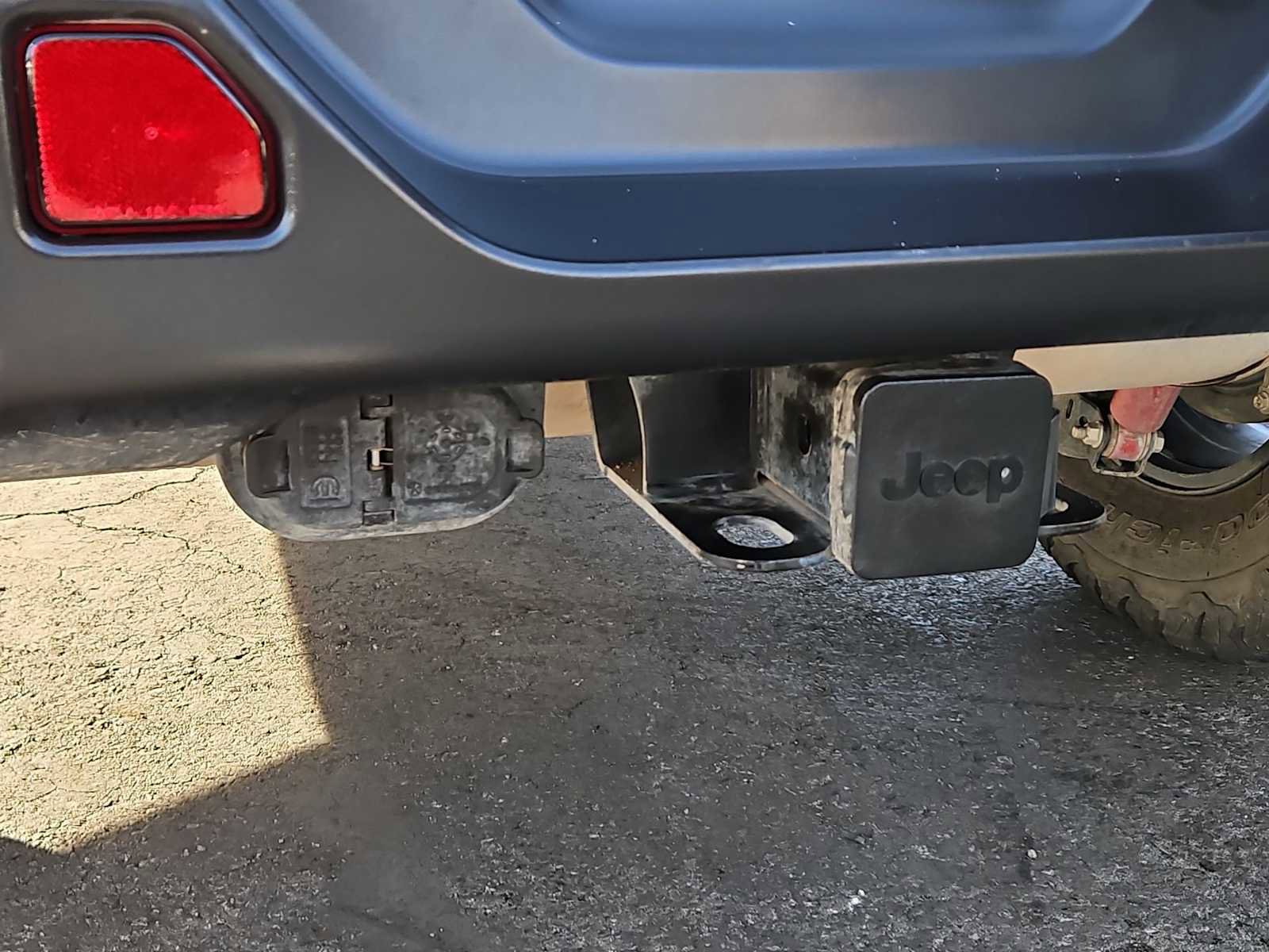 Used 2023 Jeep Wrangler Rubicon w/ LED Lighting Group image 32