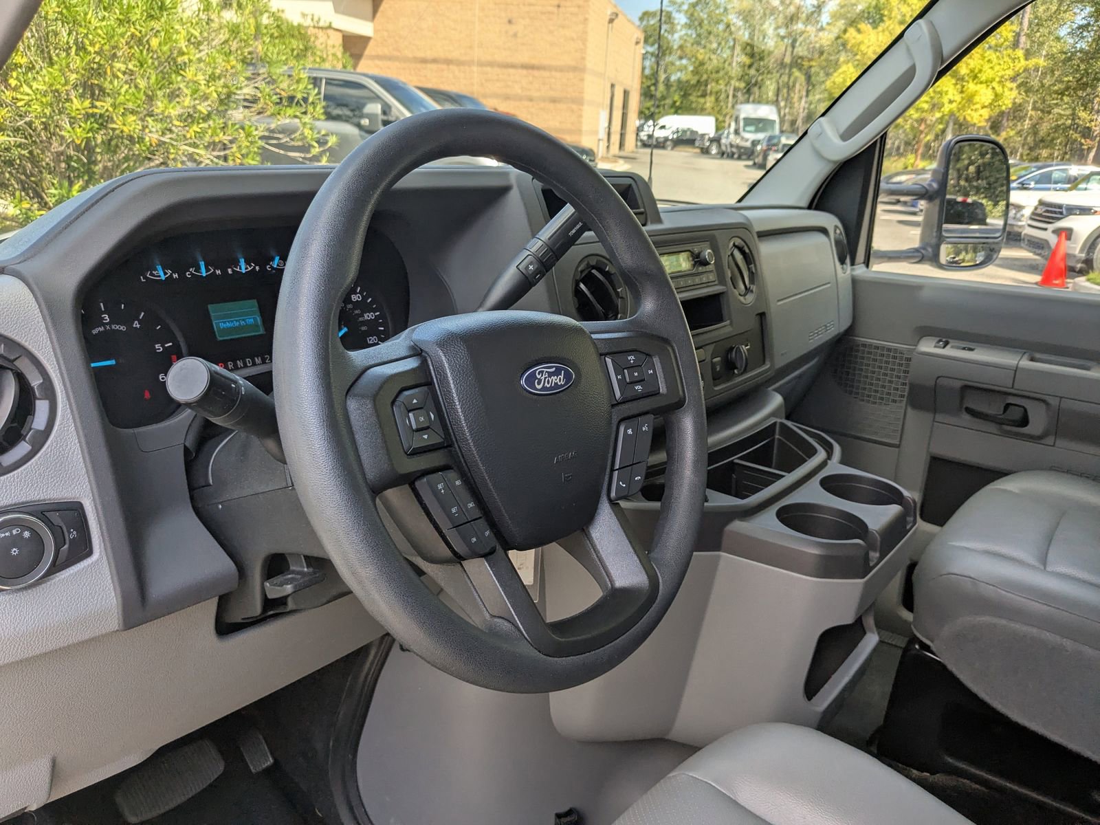 Certified 2024 Ford E-350 and Econoline 350 Super Duty w/ Power Windows & Locks Group image 17