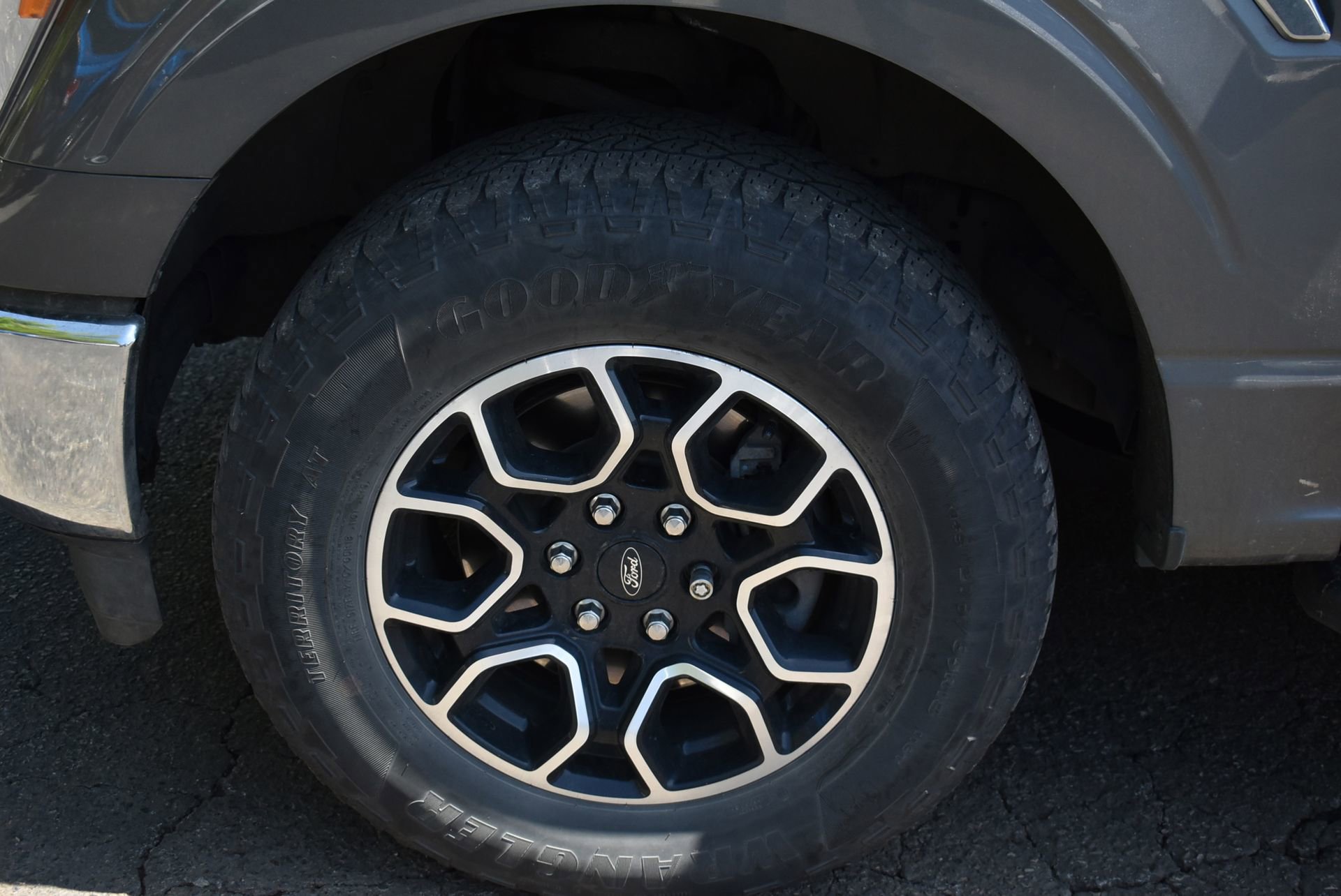 Used 2022 Ford F150 XLT image 11