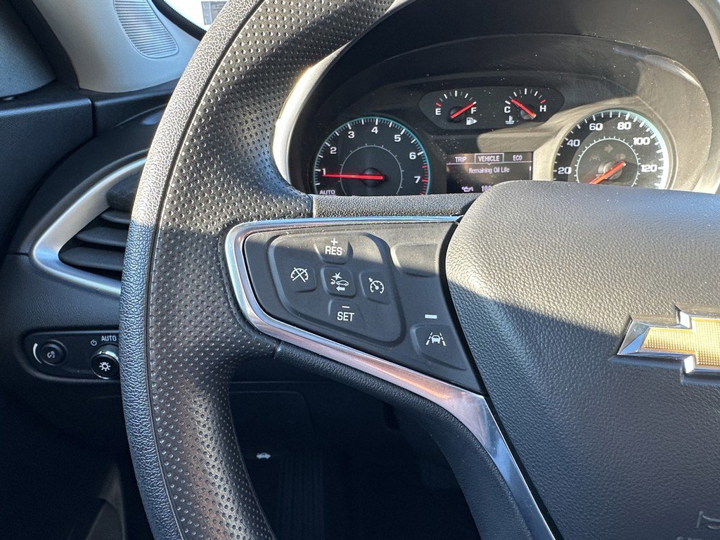 Used 2024 Chevrolet Malibu LT image 24