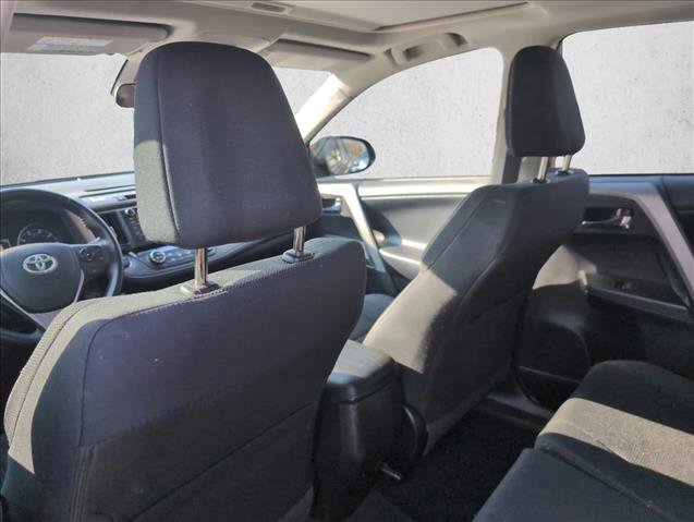 Used 2018 Toyota RAV4 XLE image 17