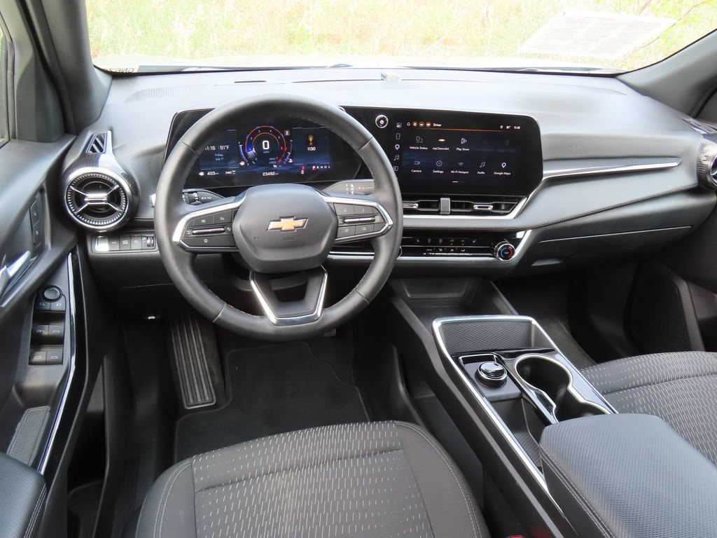 Certified 2026 Chevrolet Equinox LT AWD/4WD image 4