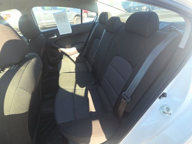 Used 2017 Kia Forte LX image 14