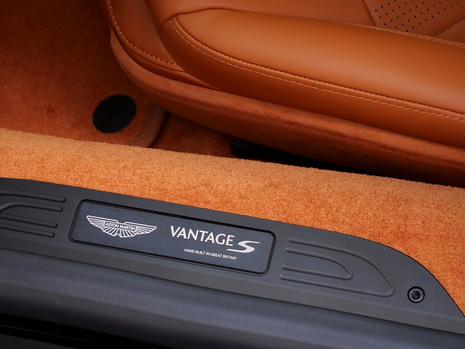 New 2026 Aston Martin V8 Vantage S RWD image 16