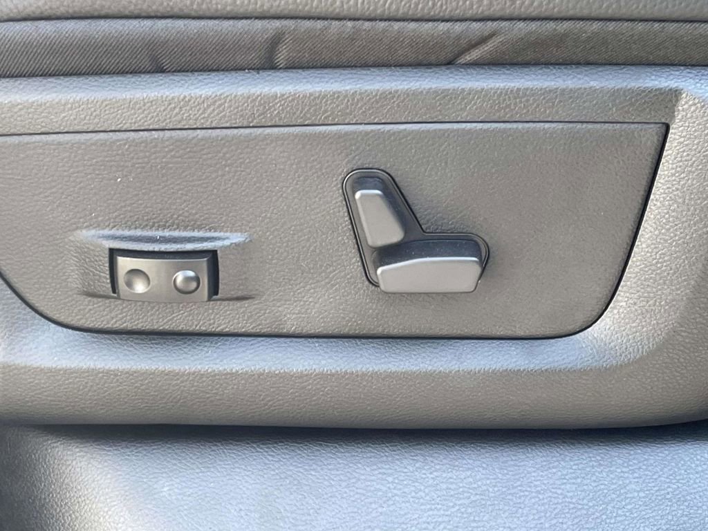 New 2026 RAM 3500 Limited image 16